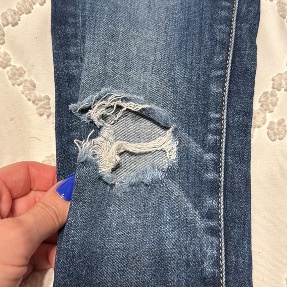 🎉LOWEST PRICE🎉 Next level stretch, American Eagle distressed, skinny jeans. - Picture 3 of 7